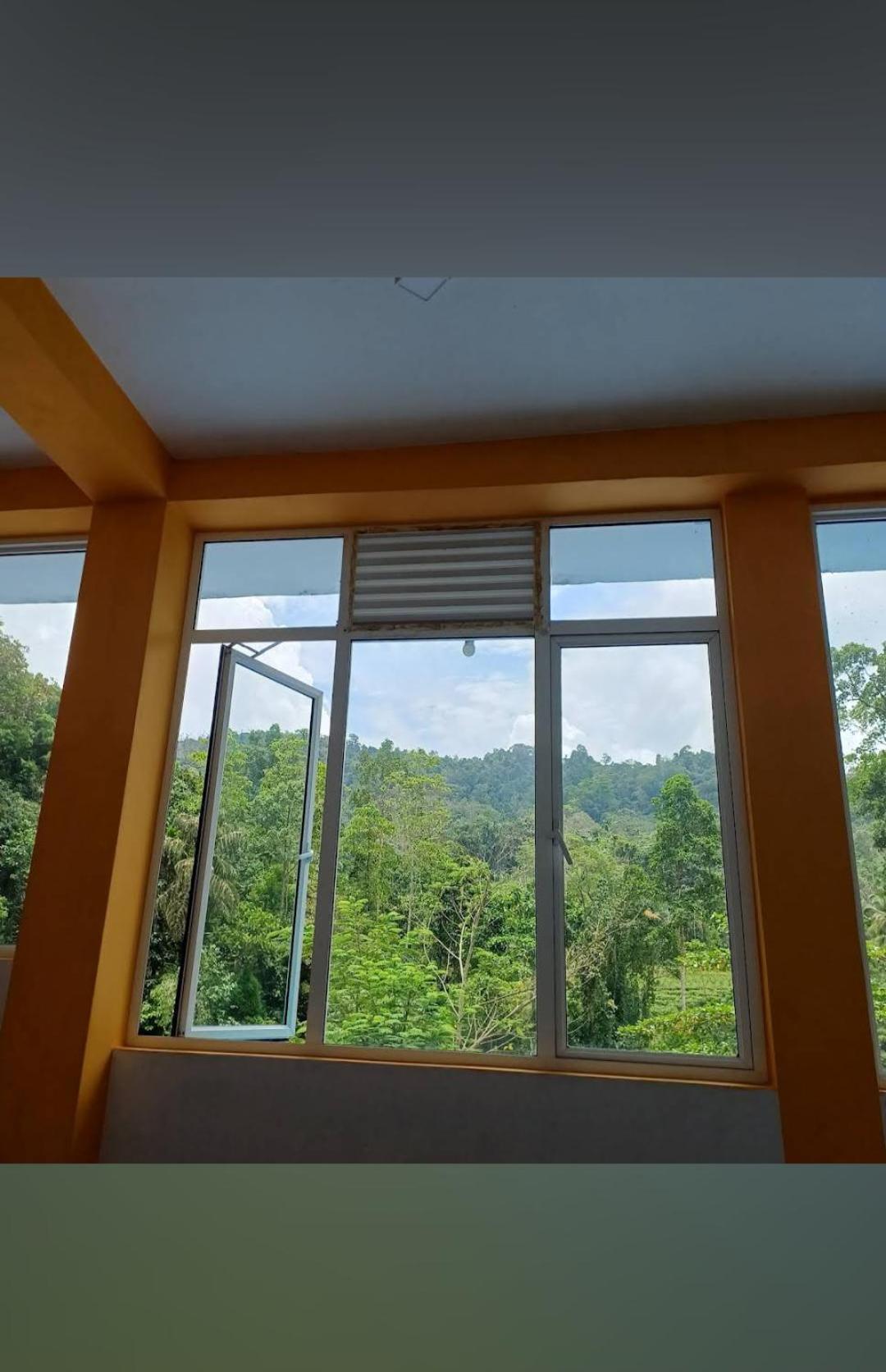Sinharaja Vini Villa เดนิยายา ภายนอก รูปภาพ